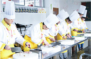 行政总厨